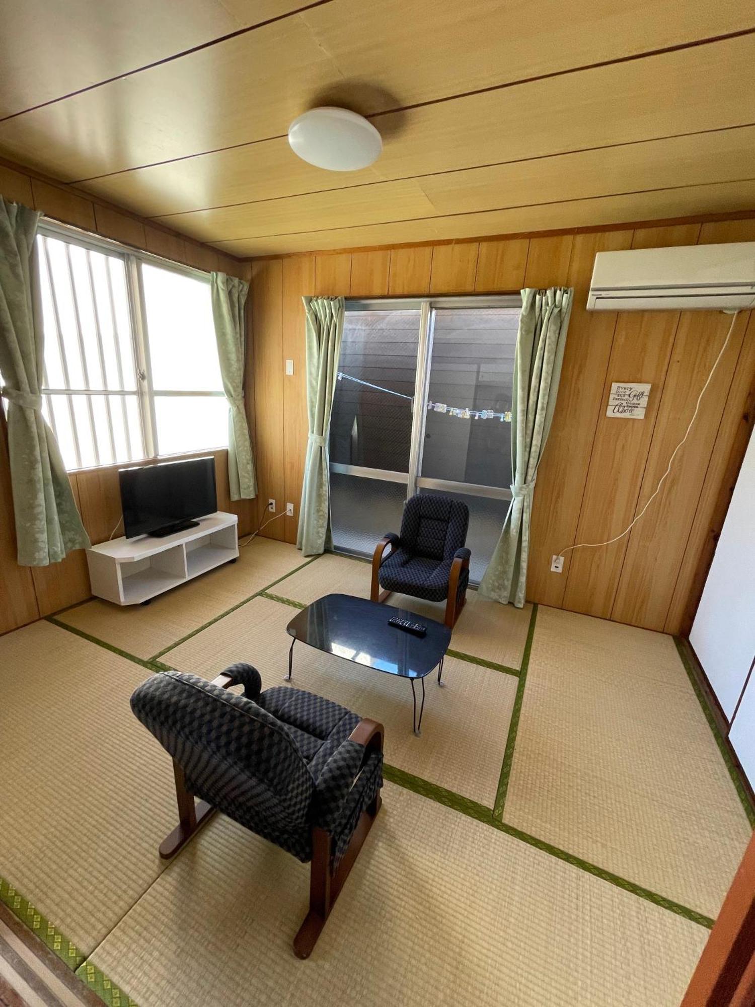 Miyagi Apartment Tomari Naha Rom bilde